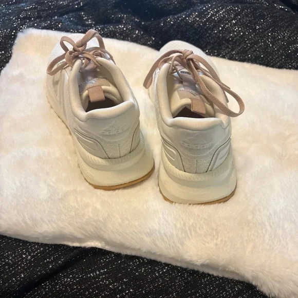 Women's Cream Sneakers - Picture 2 of 5